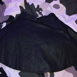 Abercrombie Zip-Up Skirt, Size S Girls